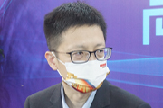 �w������w���ԣ�����������ɫ ��(sh��)�F(xi��n)�̌W(xu��)��(chu��ng)��